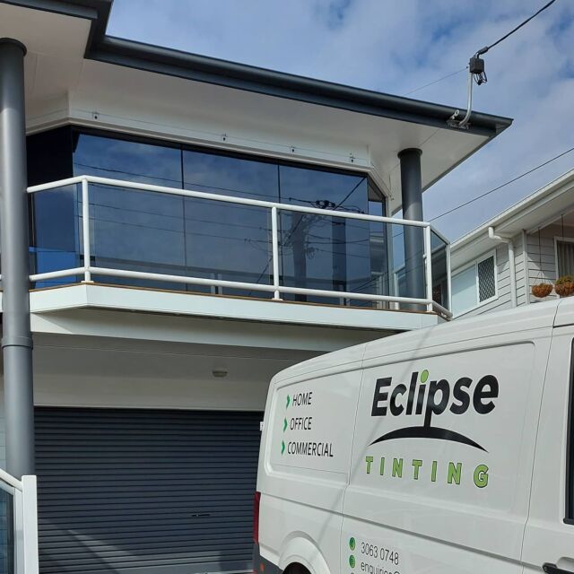 Old damaged tint removed and Dual reflective tint installed to these north east facing windows stopping 75% solar energy, 99% UV and 84% glare coming with a manufacturer backed lifetime warranty 
#eclipsetinting #eclipsetintingbrisbane #hometinting #homefrostingbrisbane #windowtinting #windowtintingbrisbane