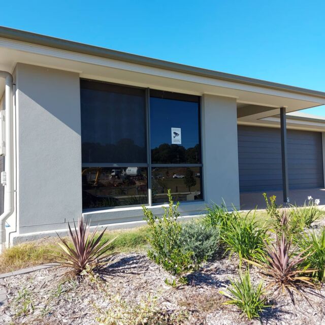 Dark tint installed to the front of this home stopping 75% solar energy, 95% glare and 99.9% UV coming with a manufacturer backed lifetime warranty 
#eclipsetinting #eclipsetintingbrisbane #windowtinting #windowtintingbrisbane #hometinting #hometintingbrisbane