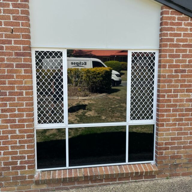 UltraGard HD15 nstalled to the front of this home with a combination of Llumar Night Series 10 and HD25 for privacy, heat reduction, UV protection and energy saving #eclipsetintingbrisbane #windowtintingbrisbane #tintingbrisbane #heatreduction